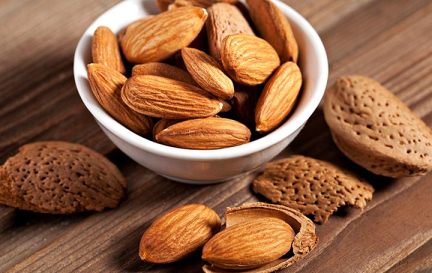 بادام و کلسیم و بارداری بادام و کلسیم و بارداری