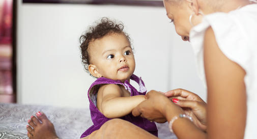 نوزاد ده ماهه در هفته اول نوزاد ده ماهه در هفته اول