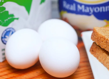 افزایش مصرف ویتامین آ برای روشن شدن پوست افزایش مصرف ویتامین آ برای روشن شدن پوست