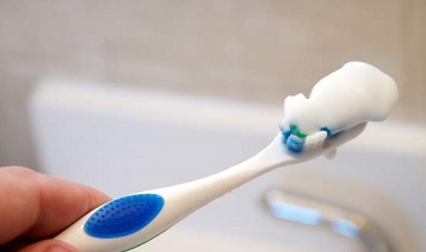 خمیر جوش شیرین و سفیدی دندان خمیر جوش شیرین و سفیدی دندان