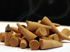 چوب صندل + پوست پرتقال و درمان تیرگی ناحیه تناسلی زنان چوب صندل + پوست پرتقال و درمان تیرگی ناحیه تناسلی زنان