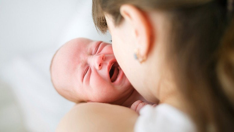 قولنج یا کولیک نوزادی چیست؟ قولنج یا کولیک نوزادی چیست؟