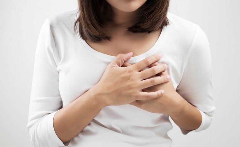 درد و حساسیت سینه بعد از پریودی