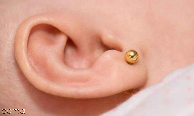 مراقبت بعد از سوراخ کردن گوش نوزاد مراقبت بعد از سوراخ کردن گوش نوزاد
