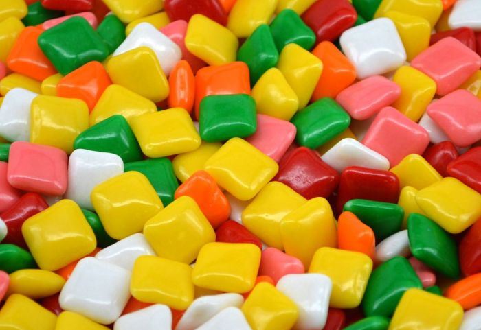 آدامس آدامس