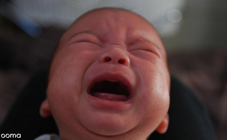 گریه نوزاد در شب گریه نوزاد در شب