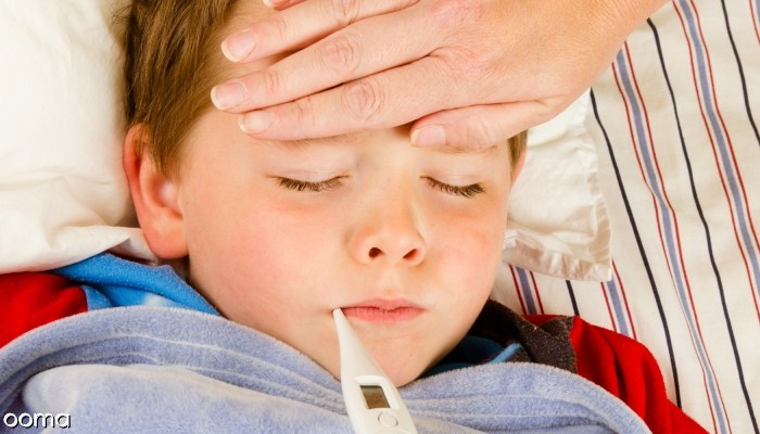 درمان تب همراه با سرفه کودک