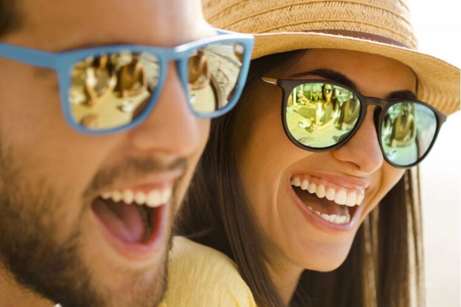 مزایا-و-معایب-عینک-آفتابی-آینه-ای-چیست؟