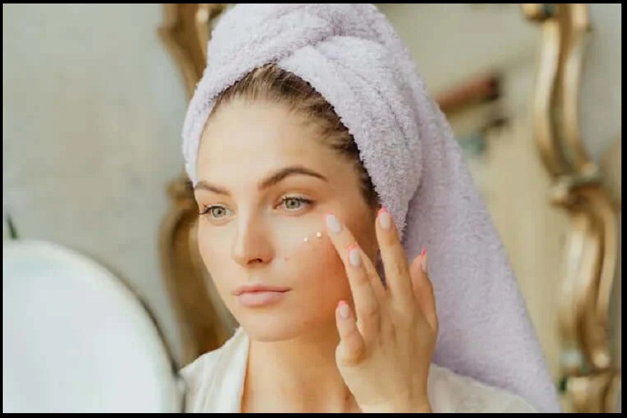 استفاده از کرم ضد آفتاب و کرم مرطوبکننده بر اساس نوع پوست