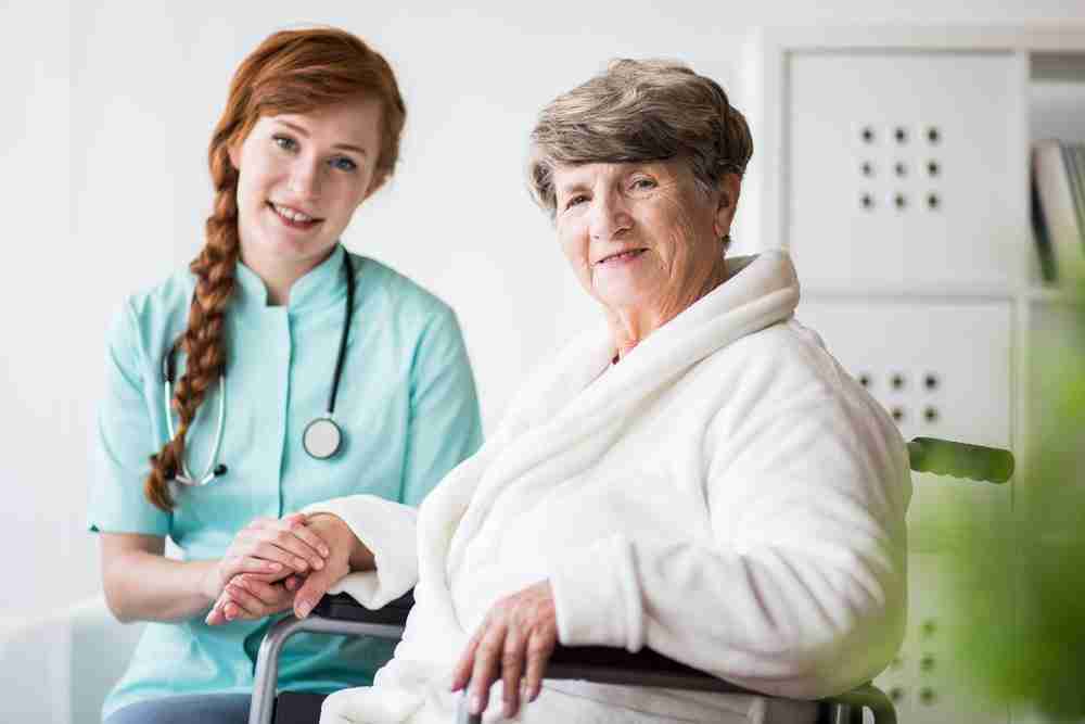 پرستار سالمند سفیر آرامش