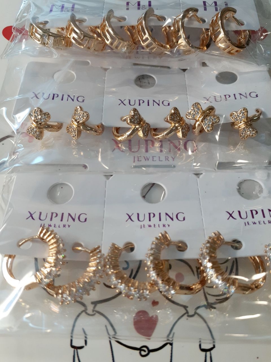 بچه ها بدلیحات چ جنسی رنگش ثابته و هیچ وقت رنگش عوض نمیشه بچه ها بدلیحات چ جنسی رنگش ثابته و هیچ وقت رنگش عوض نمیشه