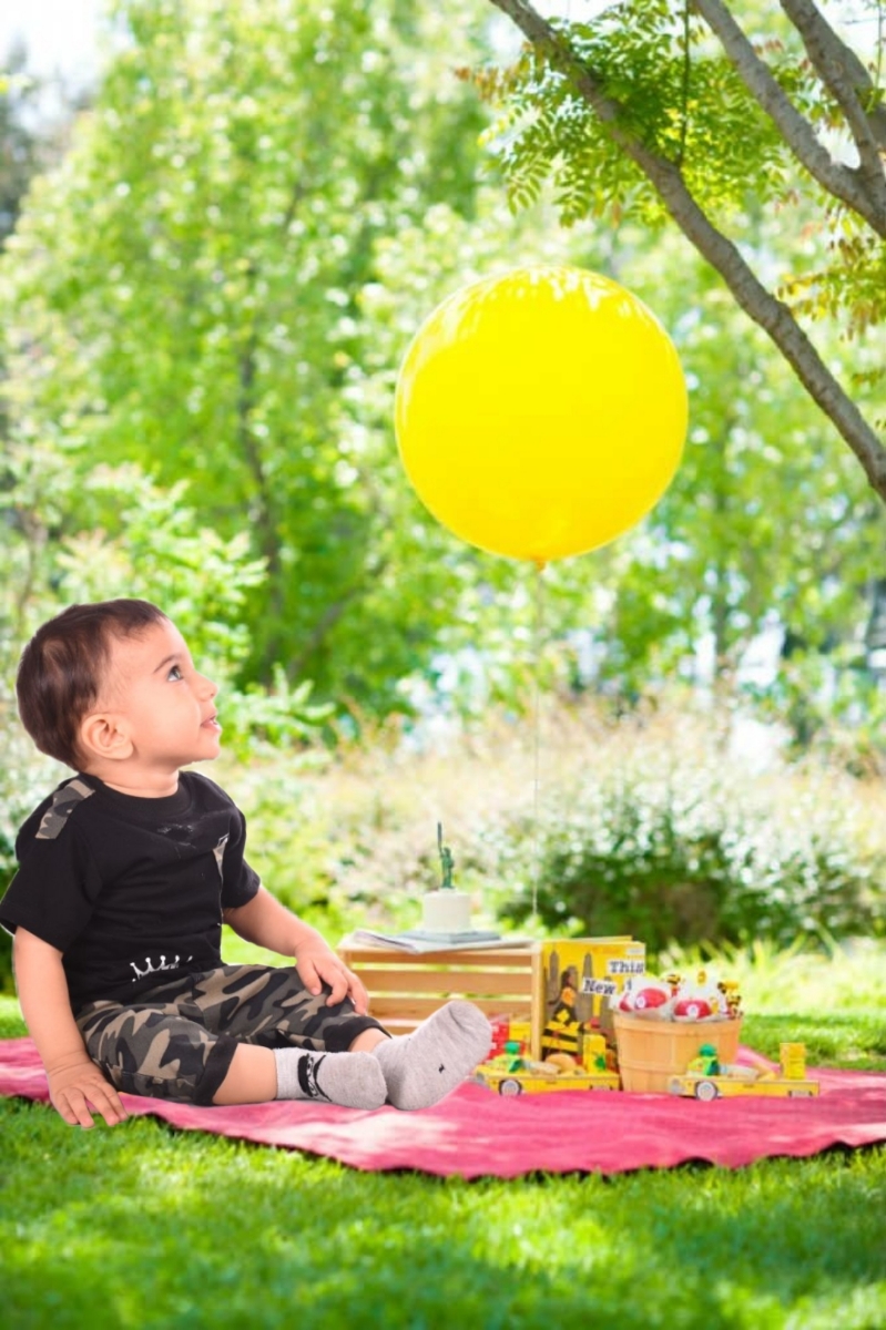 عکس یلدایی کودک شما عکس یلدایی کودک شما
