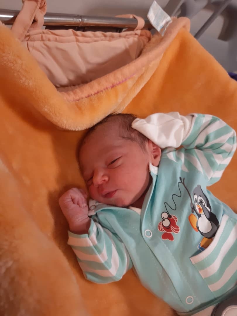 بالاخره منم زاییدم