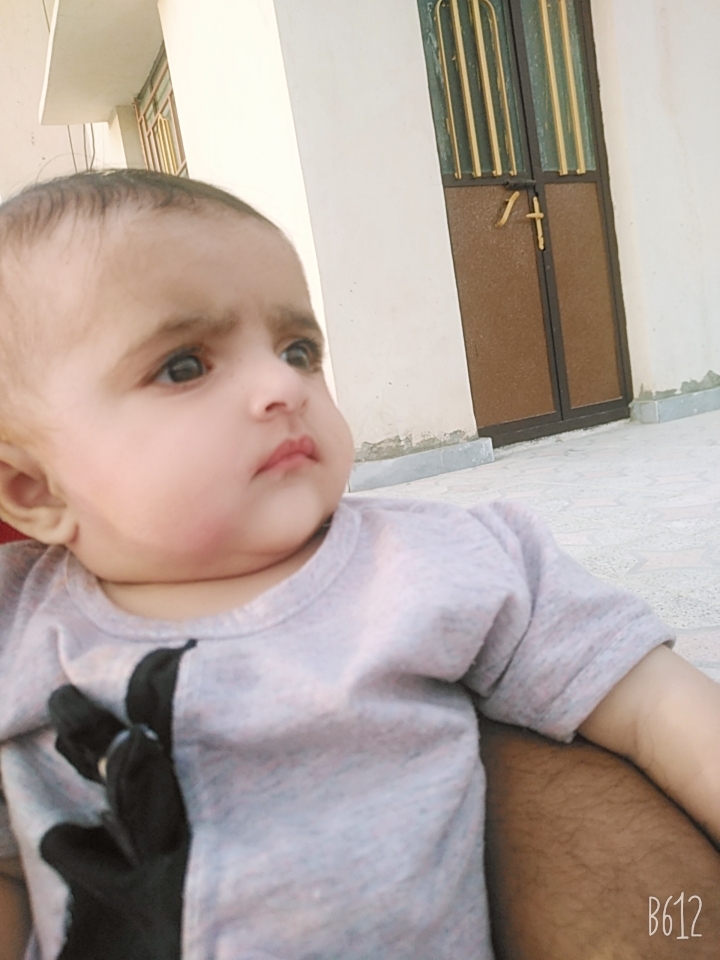 دخترا بیایین اینجا شوشو خوابیده نی نی خوابیده حوصله ام سریده😊🙃😐🤕 دخترا بیایین اینجا شوشو خوابیده نی نی خوابیده حوصله ام سریده😊🙃😐🤕
