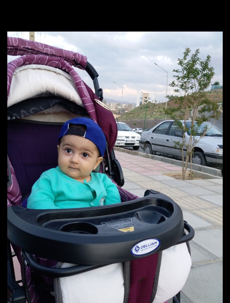 بچه ها بیاین از ویارای عجیبتون بگید. بچه ها بیاین از ویارای عجیبتون بگید.