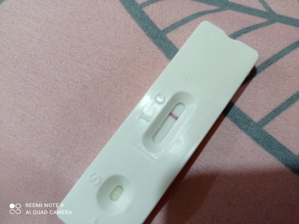 بی بی چکم یک روز قبل موعد هاله انداخته و روز ۱۴موعد امپول ازاد سازی تخمک زدم ایا