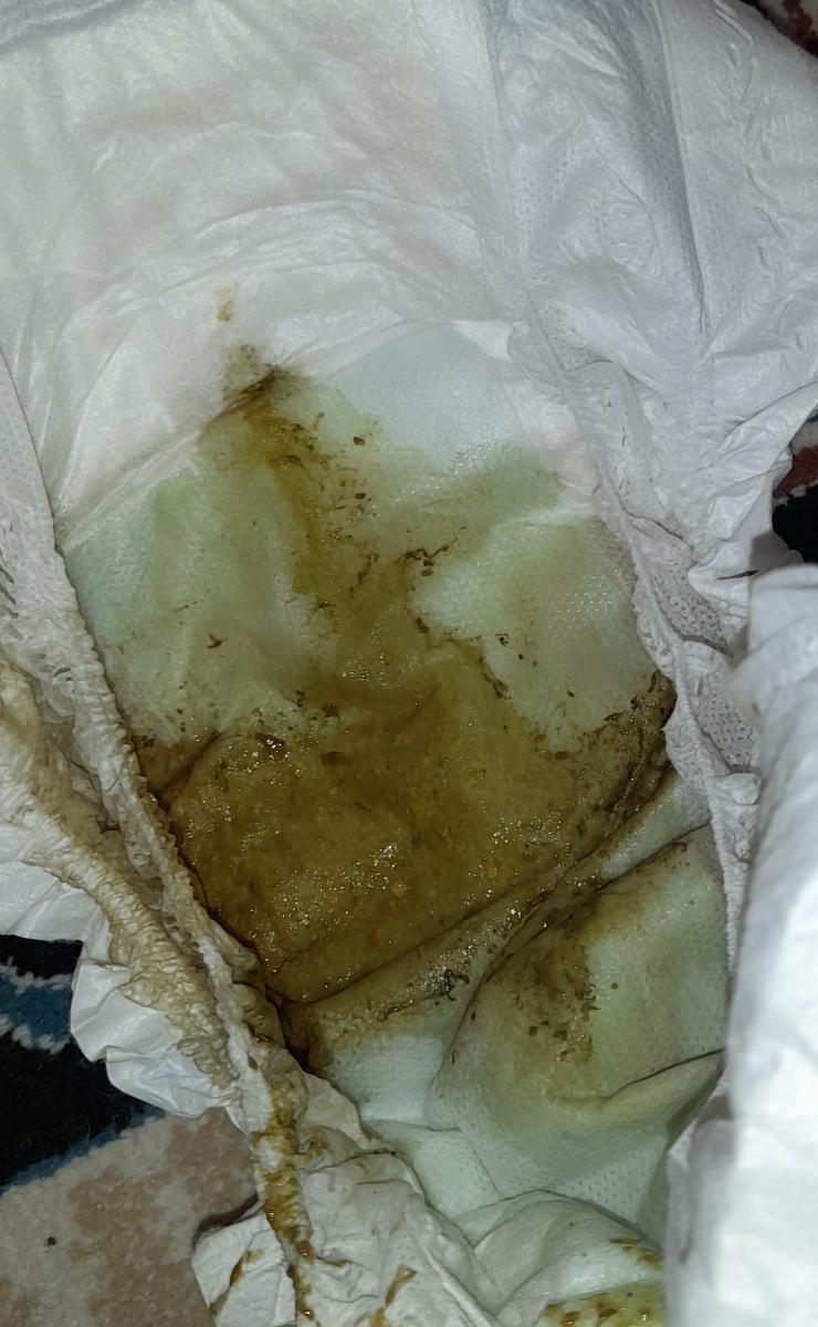 مدفوع سبز رنگ نوزاد