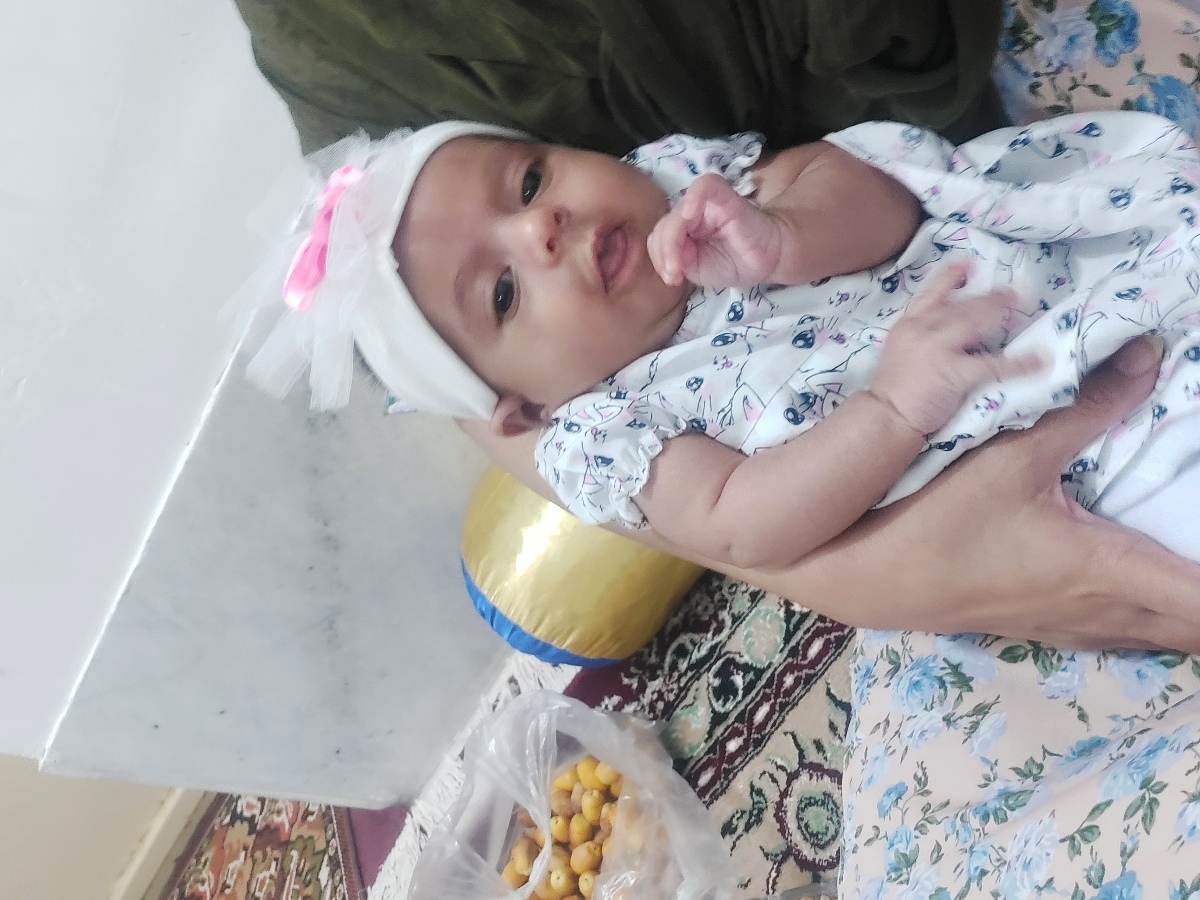 لباسش