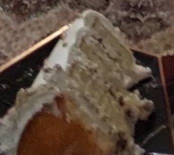 اینم تکه های کیک برای هر نفر