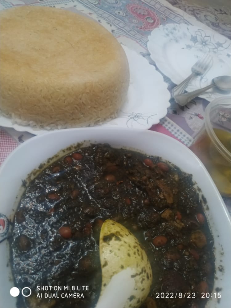 این برنج توش درست شده البته دلت نخواد این برنج توش درست شده البته دلت نخواد