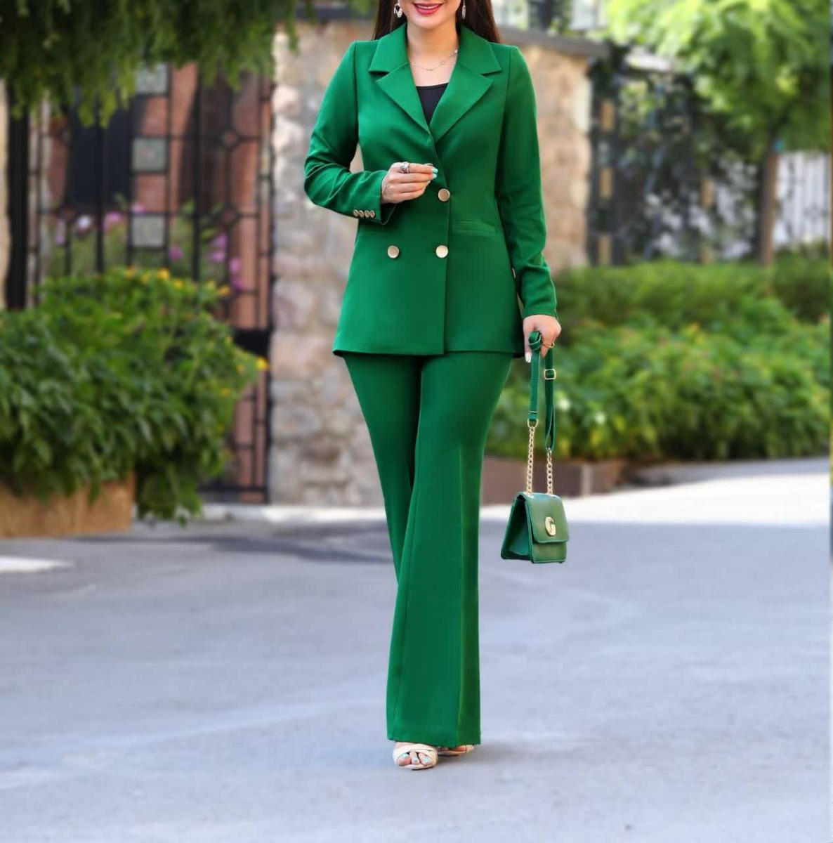 سلام مدل کت شلوار یا کت دامن یا کت سارافون میفرستین لطفاً