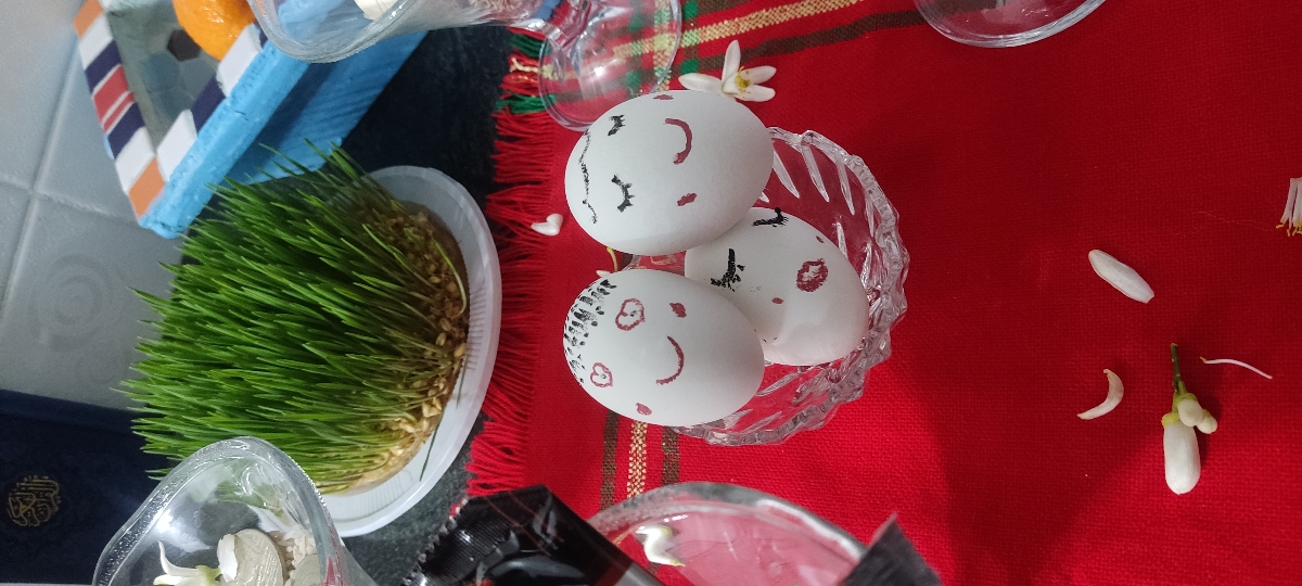 میبینم ککککک عکسای هفت سینتونو نزاشیتینااااا🥴 میبینم ککککک عکسای هفت سینتونو نزاشیتینااااا🥴