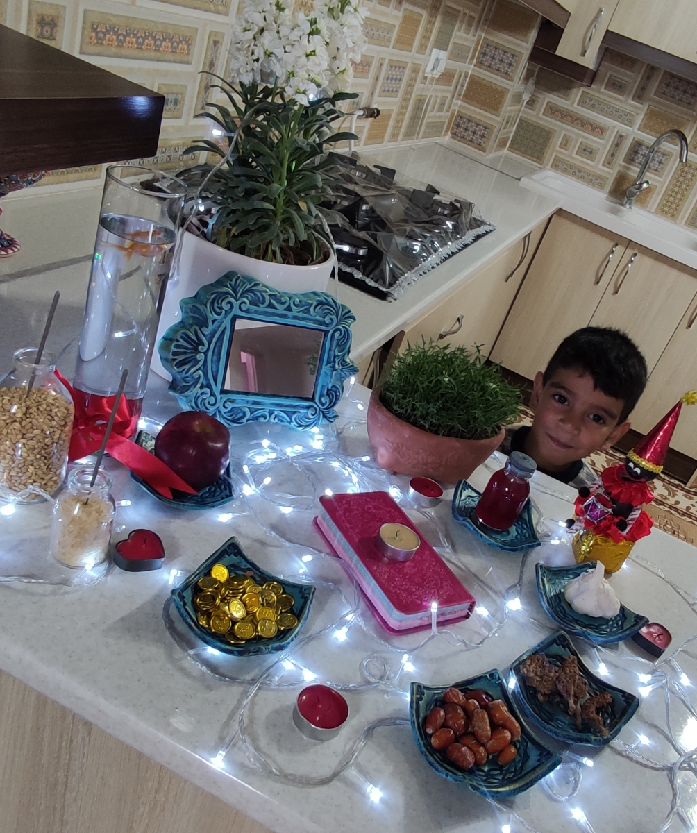 میبینم ککککک عکسای هفت سینتونو نزاشیتینااااا🥴 میبینم ککککک عکسای هفت سینتونو نزاشیتینااااا🥴