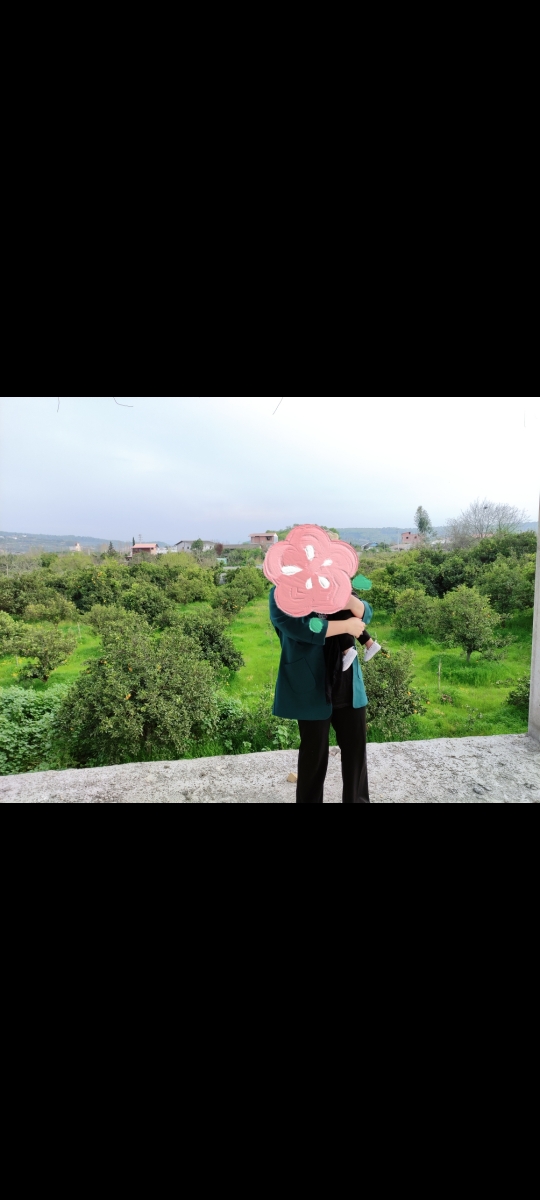 خانومایی که سینک ظرفشویی تون زیر پنجره جای اب چکون و ظرف ها رو چیکار میکنید ؟ خانومایی که سینک ظرفشویی تون زیر پنجره جای اب چکون و ظرف ها رو چیکار میکنید ؟