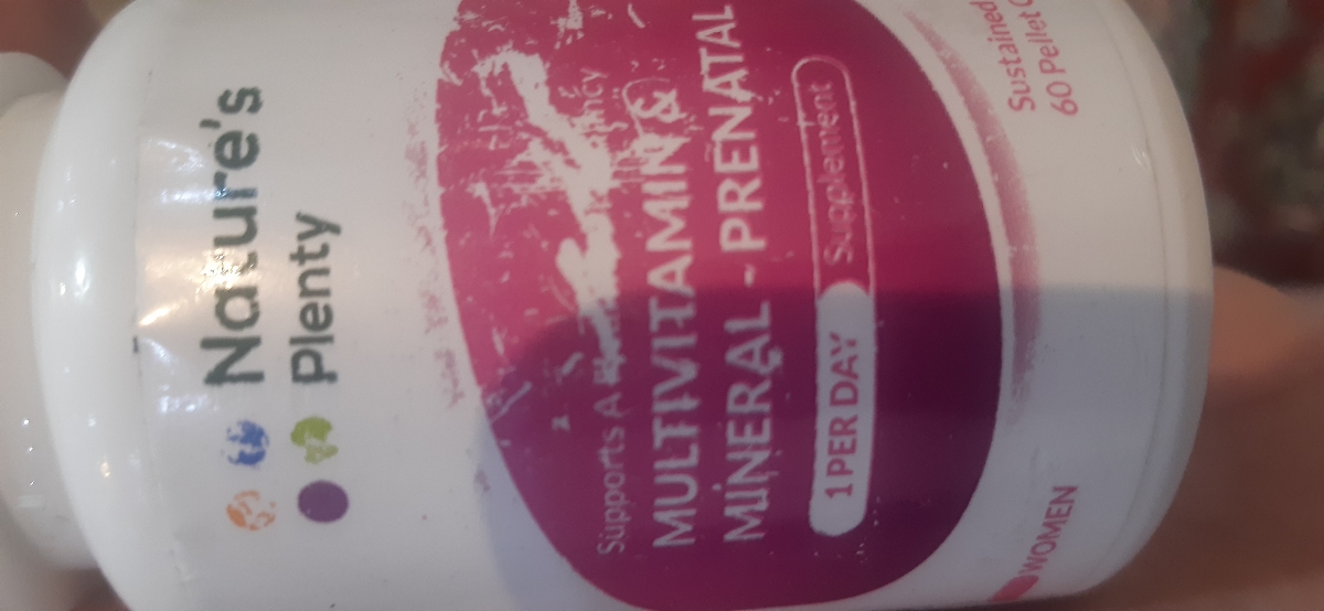 مصرق قرص آهن و مولتی ویتامین