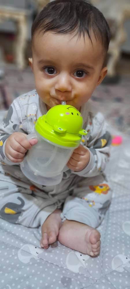 این لیوان مخصوص نوزاد این لیوان مخصوص نوزاد