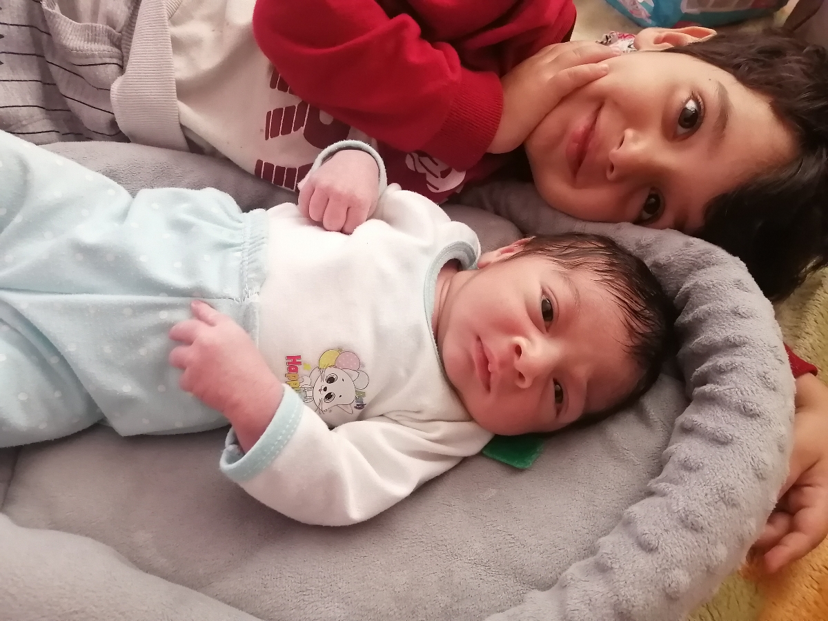 آخ قربون پسرای خوشگلم😍😍