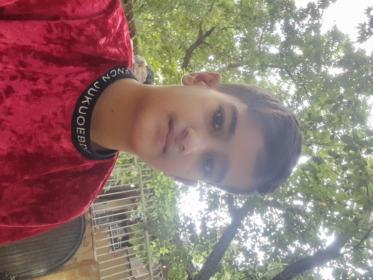 اینم یکی ی دونه من....دنیای من...😘😘پسر من دیگه واقعنی بزرگ شده...باید کادو بخرم واسش .