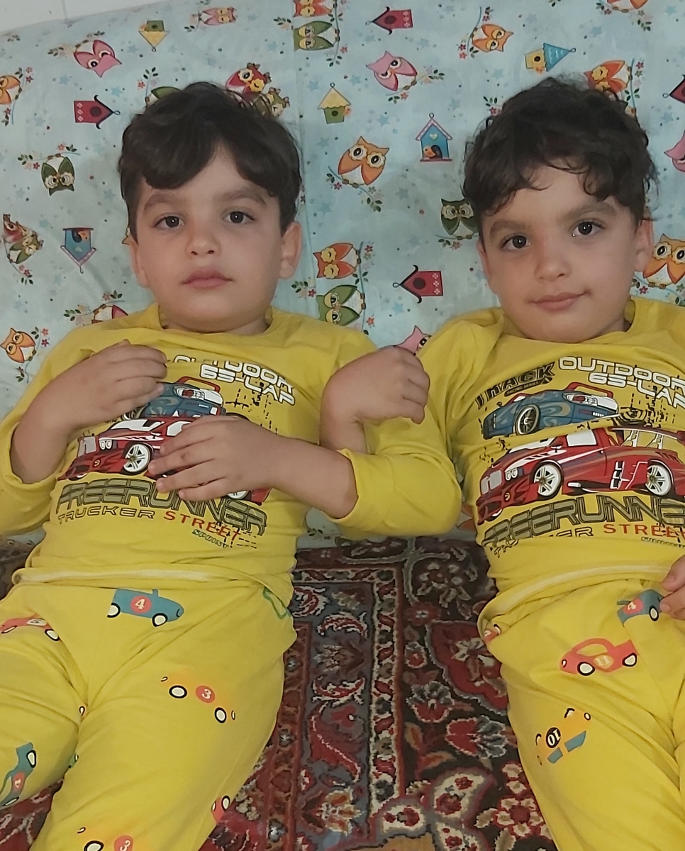 روز گل پسرای من و همتون مبارک 💝💝💝
بچه هام خیلی بد سرما خوردن
دعا کنید زود خوب بشن یک کیلو کم کردن این چند روز