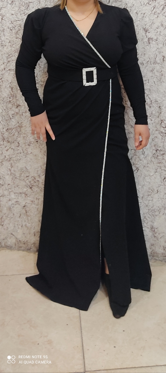 نظر بدید کدوم از این لباسا مناسب تر هس برای عروسی دخترعموم 👍🏻👍🏻💎💎