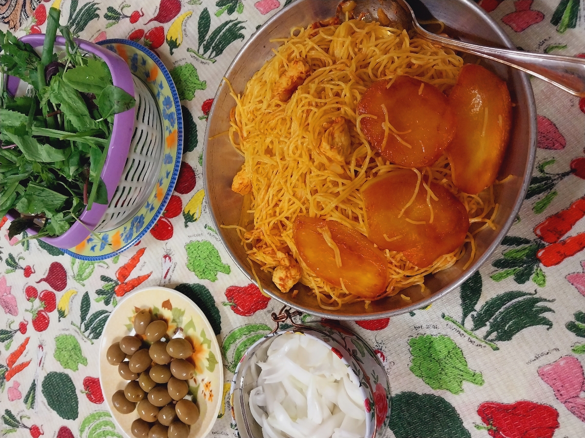 خانوما شام چی گذاشتید 🍗🌭🌮 خانوما شام چی گذاشتید 🍗🌭🌮