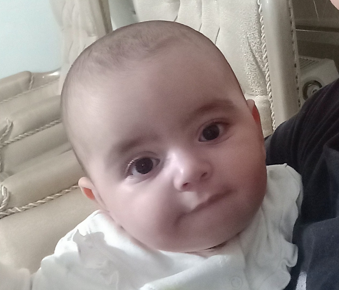 برای رشد موی دخترم چکار کنم