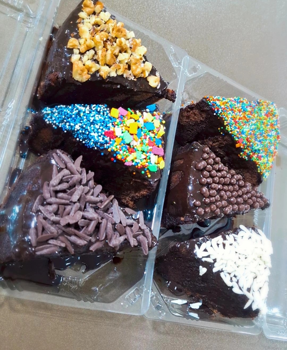 عکس خوشمزه هاتون که درست کردین و. بفرستید.تا ایده بگیریم از هم اسمشو هم. بگین
بحث متفرقه ممنوع🚫غذاها. و. دسرای روزانه ام که درست میکنید. میتونید. بزارین بزارین. تایپیک. موندگار باشه