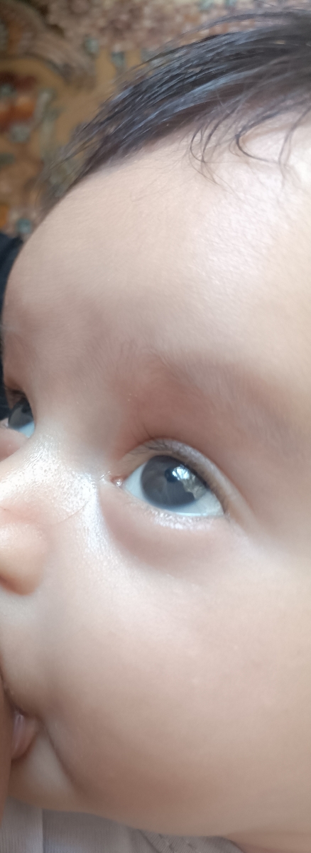 رنگ چشمای پسرم تا چهار ماهگی