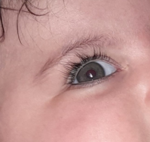 رنگ چشمهای نوزاد تا کی معلوم میشه ؟