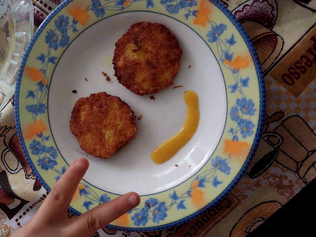 عکس خوشمزه هاتون که درست کردین و. بفرستید.تا ایده بگیریم از هم اسمشو هم. بگین
بحث متفرقه ممنوع🚫غذاها. و. دسرای روزانه ام که درست میکنید. میتونید. بزارین بزارین. تایپیک. موندگار باشه