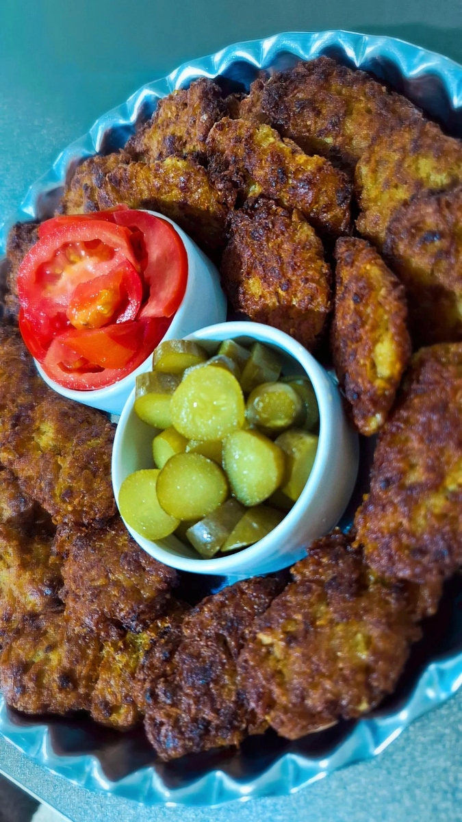 به زبونِ ماهورا بِشرمایین😂😜😝