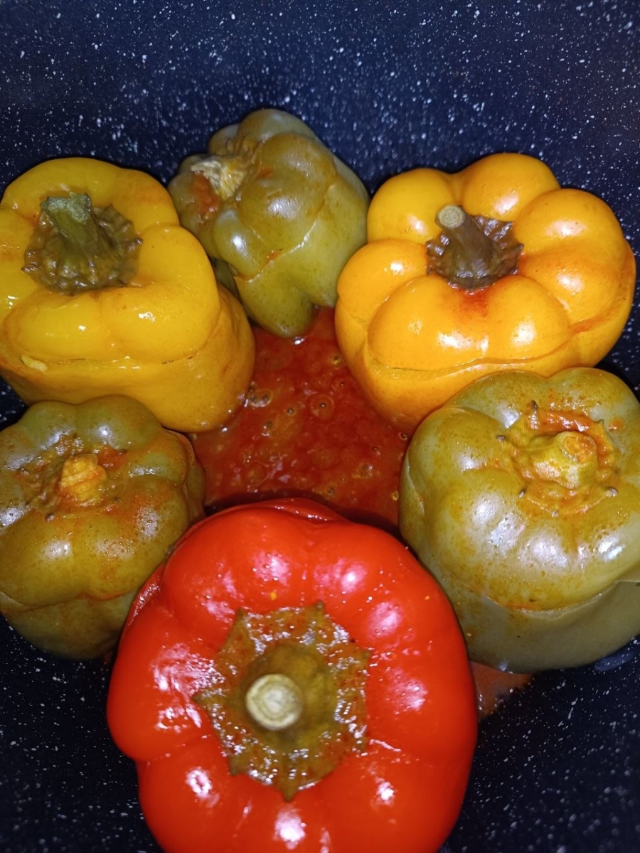 عکس خوشمزه هاتون که درست کردین و. بفرستید.تا ایده بگیریم از هم اسمشو هم. بگین
بحث متفرقه ممنوع🚫غذاها. و. دسرای روزانه ام که درست میکنید. میتونید. بزارین بزارین. تایپیک. موندگار باشه