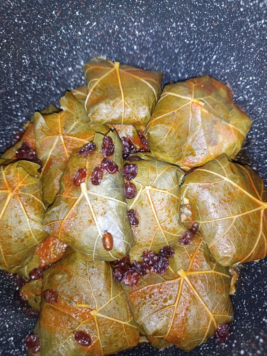 عکس خوشمزه هاتون که درست کردین و. بفرستید.تا ایده بگیریم از هم اسمشو هم. بگین
بحث متفرقه ممنوع🚫غذاها. و. دسرای روزانه ام که درست میکنید. میتونید. بزارین بزارین. تایپیک. موندگار باشه