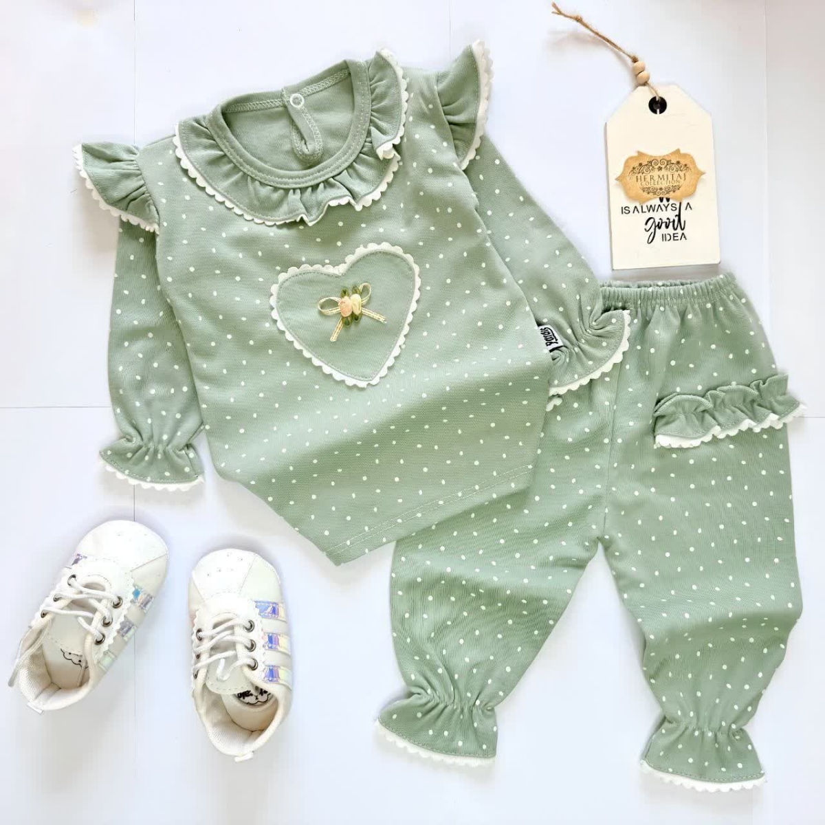 معرفی فروشگاه لباس بچه با قیمت مناسب