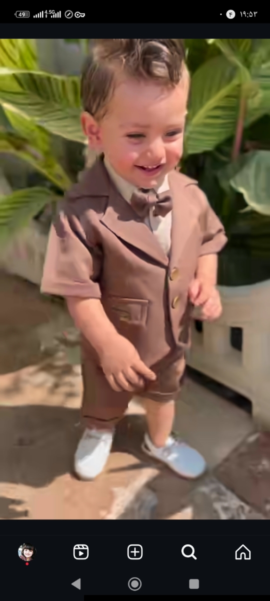 کت و شلوار پسرونه میخوایم و لباس عروسی رنگی دخترونه