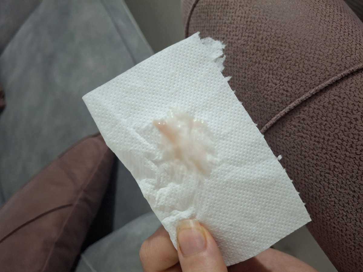 رنگ ترشحاتم اینه
عکس دیروزه
امروز ترشح معمولی بود فعلا
اما تو عکس روشن تر افتاده صورتی نیست خیلی کدره
قهوه ای خیلی خیلی روشنه
رنگ ترشحاتم اینه
عکس دیروزه
امروز ترشح معمولی بود فعلا
اما تو عکس روشن تر افتاده صورتی نیست خیلی کدره
قهوه ای خیلی خیلی روشنه