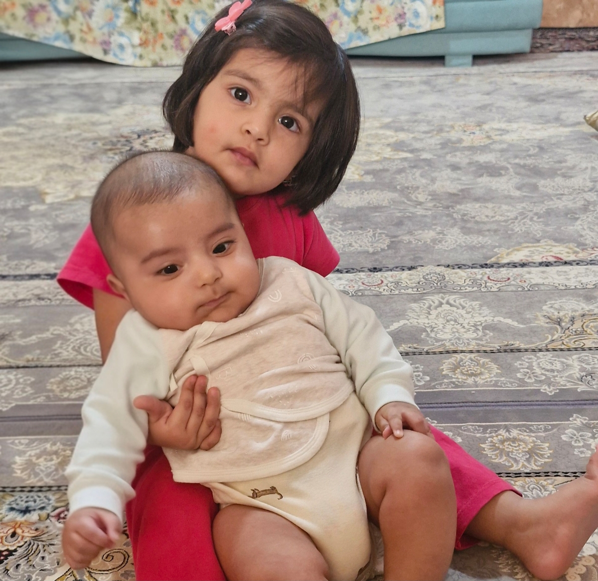 مامان هایی که کوچولوهای اصلاحا همشیر دارن بیان از حال و احوالشون بگن 😁