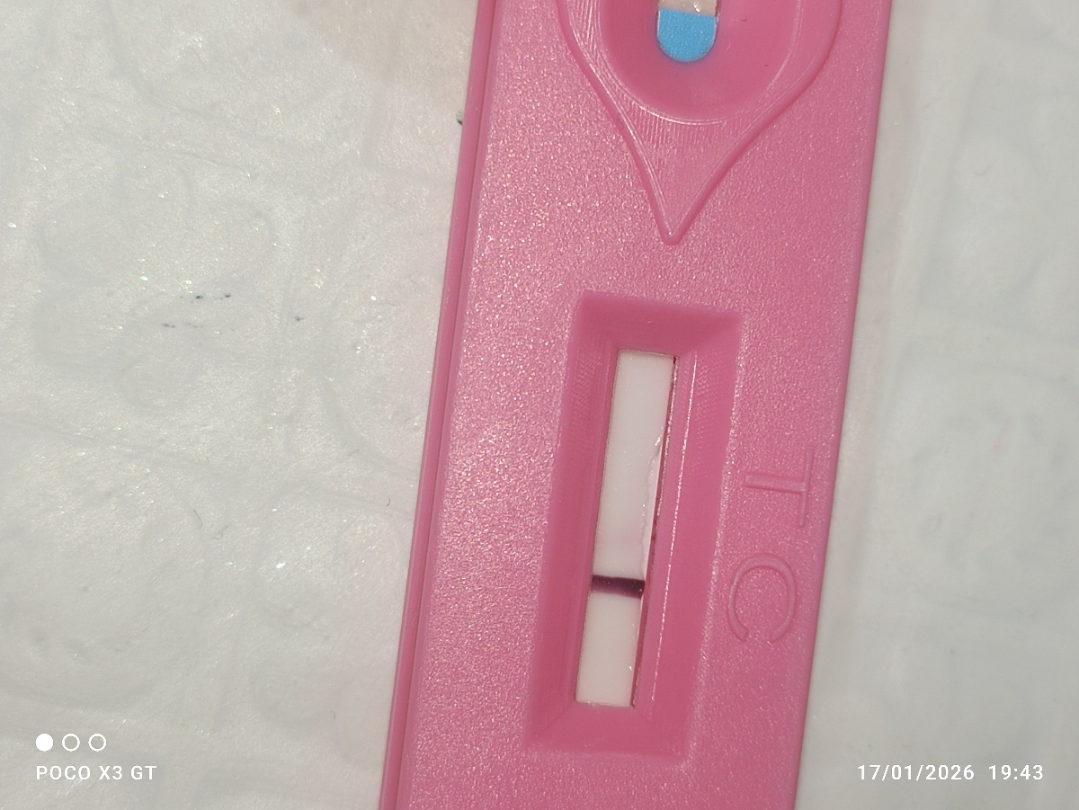 بنظرتون این بی بی چک منفیه؟ بنظرتون این بی بی چک منفیه؟