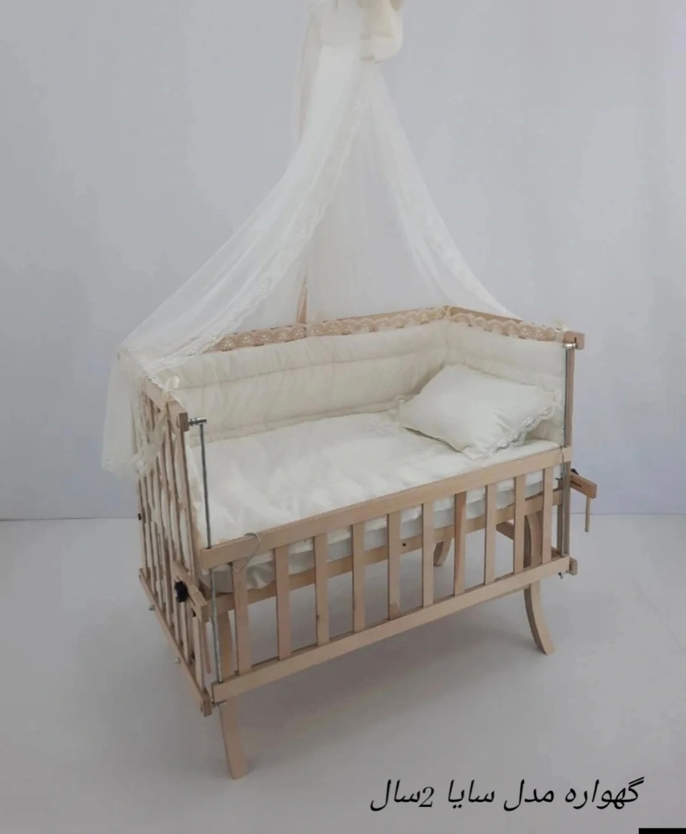 کسی از تخت کنار مادر استفاده کرده؟