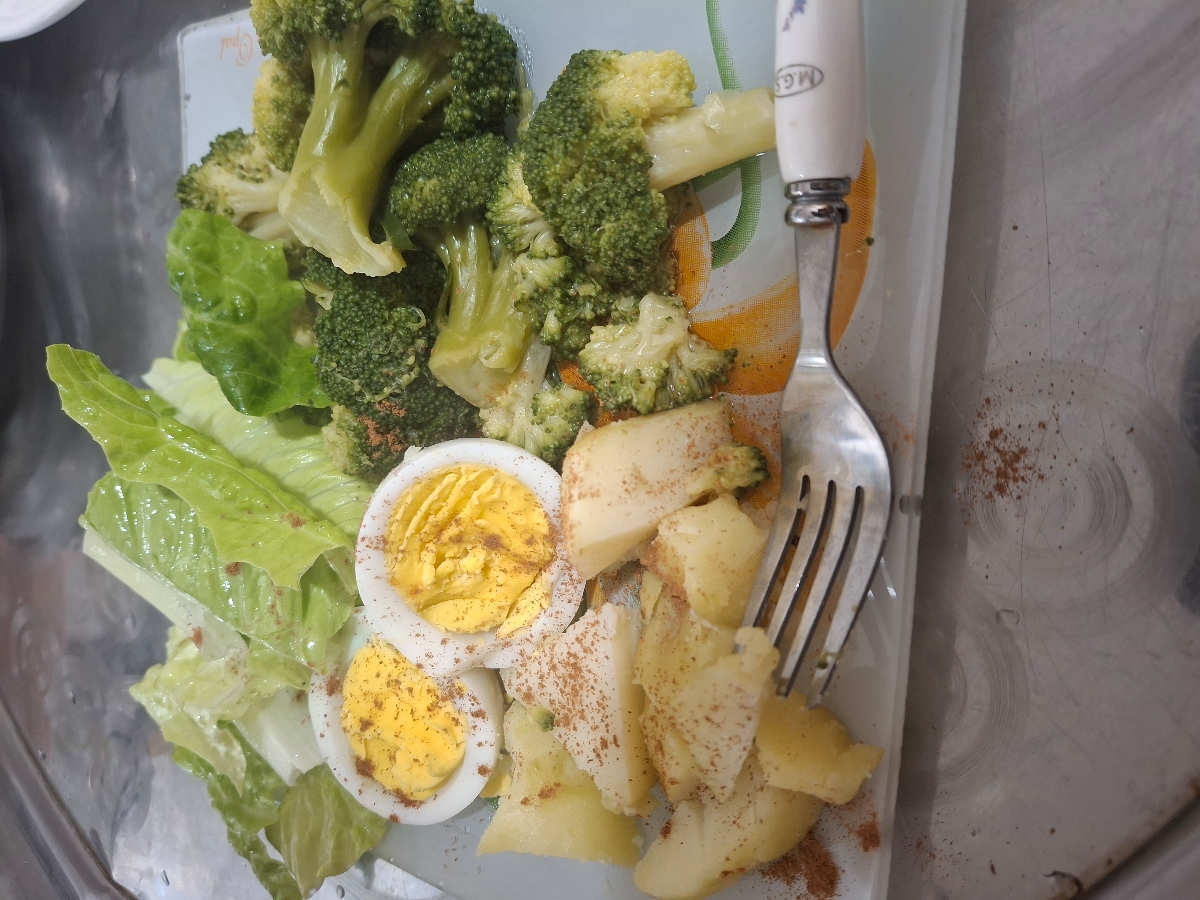 شام 
بعد ۱۶ ساعت فست ☺️ 